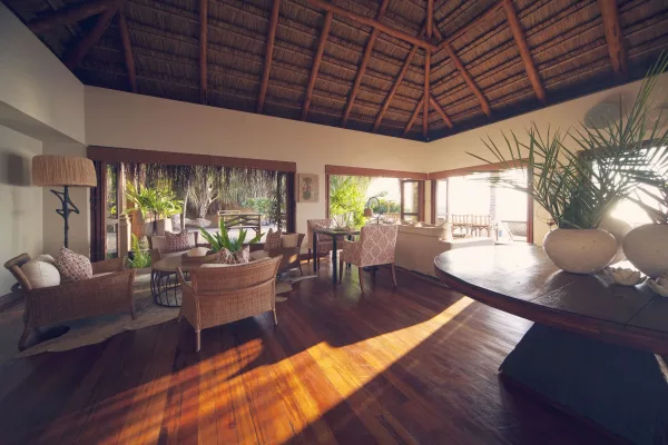 Azura Benguerra Island-interiors-lounge