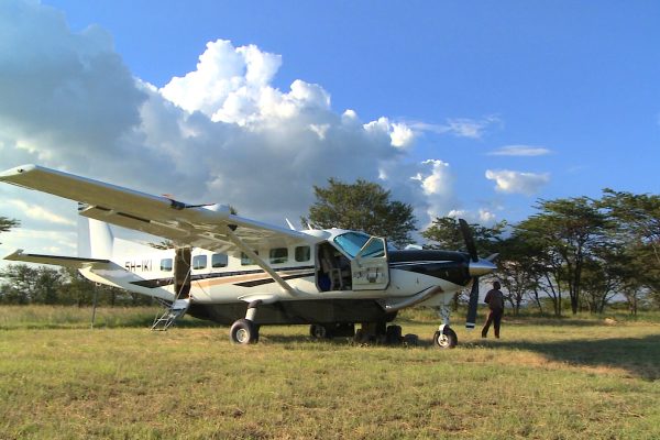 flying safaris in Kenya