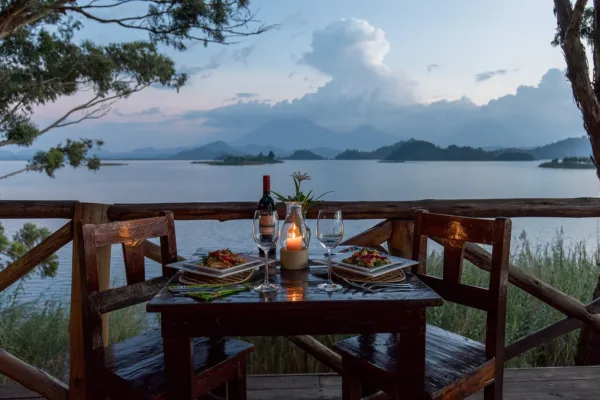 Gorilla Trekking And Lake Mutanda